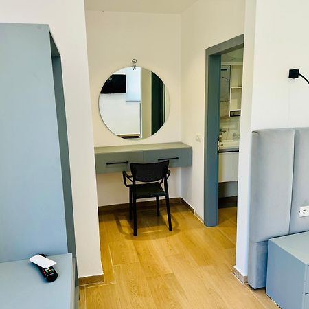 Petros Rooms Химара Экстерьер фото