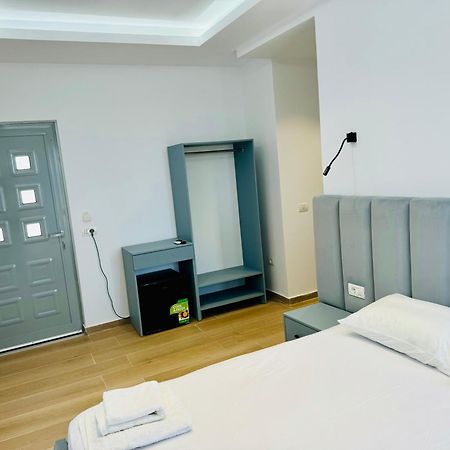 Petros Rooms Химара Экстерьер фото