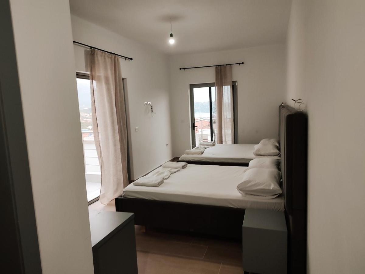 Petros Rooms Химара Экстерьер фото