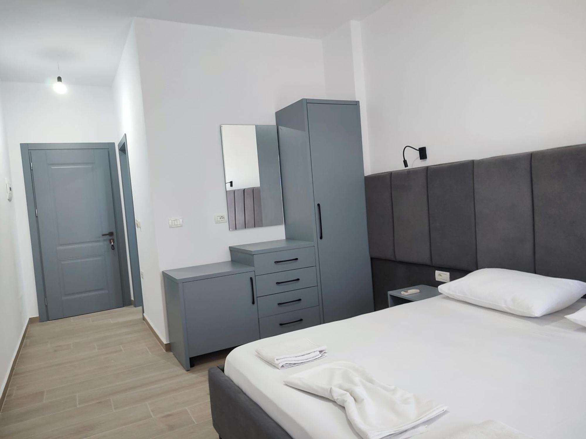 Petros Rooms Химара Экстерьер фото