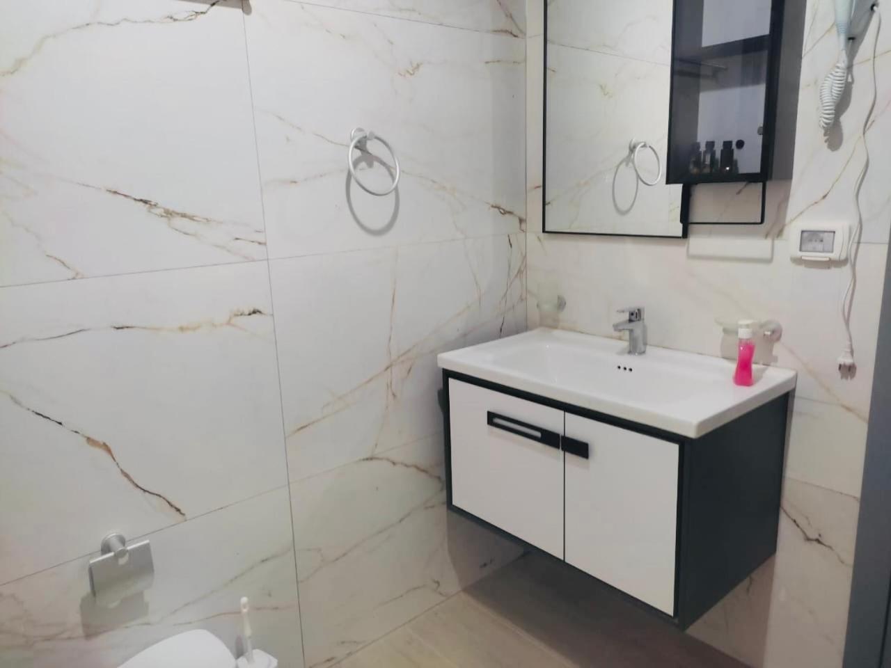 Petros Rooms Химара Экстерьер фото