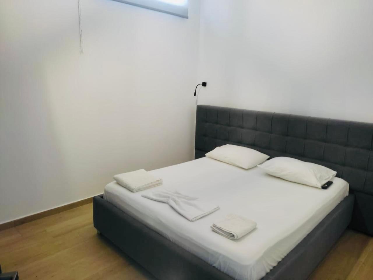 Petros Rooms Химара Экстерьер фото